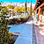 Los Arboles Hotel