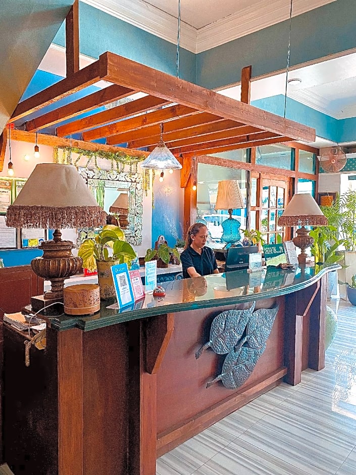 Wregent Plaza Hotel