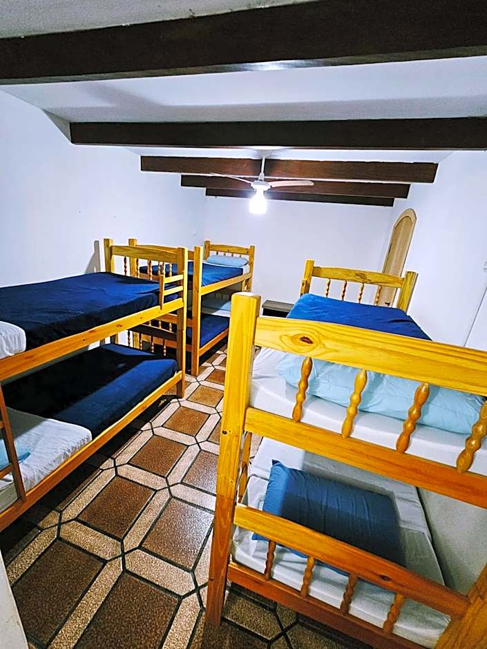 Deck Hostel Congonhas