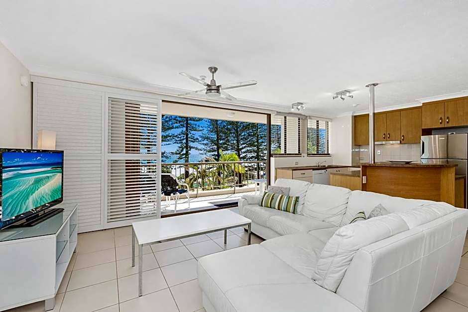 Columbia Beachfront Apartments on Rainbow Bay