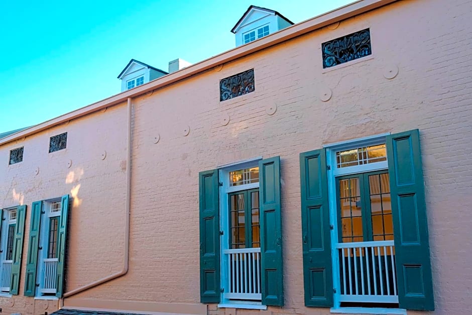 Royal Frenchmen Hotel and Bar