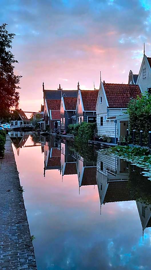 Oude Postkantoor de Rijp