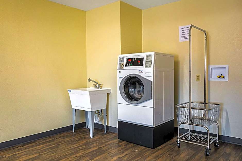 Quality Inn & Suites Greensburg I-74