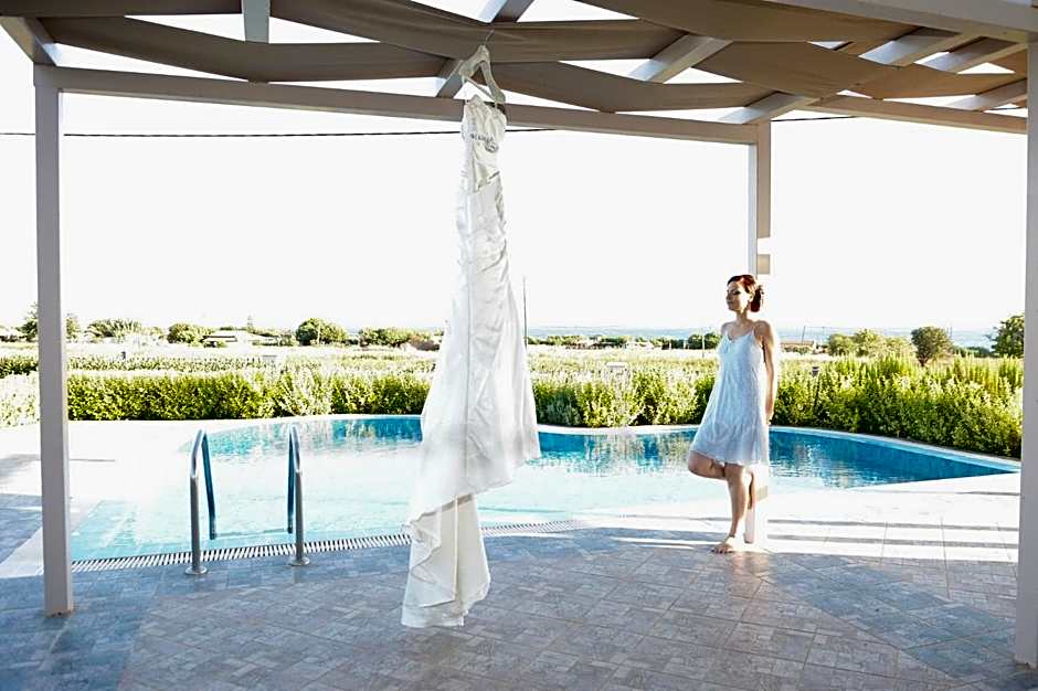 Antonios Village Hotel & Apartments