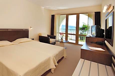 Double or Twin Room with Balcony