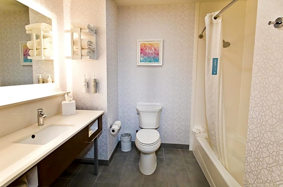 Hampton Inn By Hilton & Suites Sacramento - Cal Expo