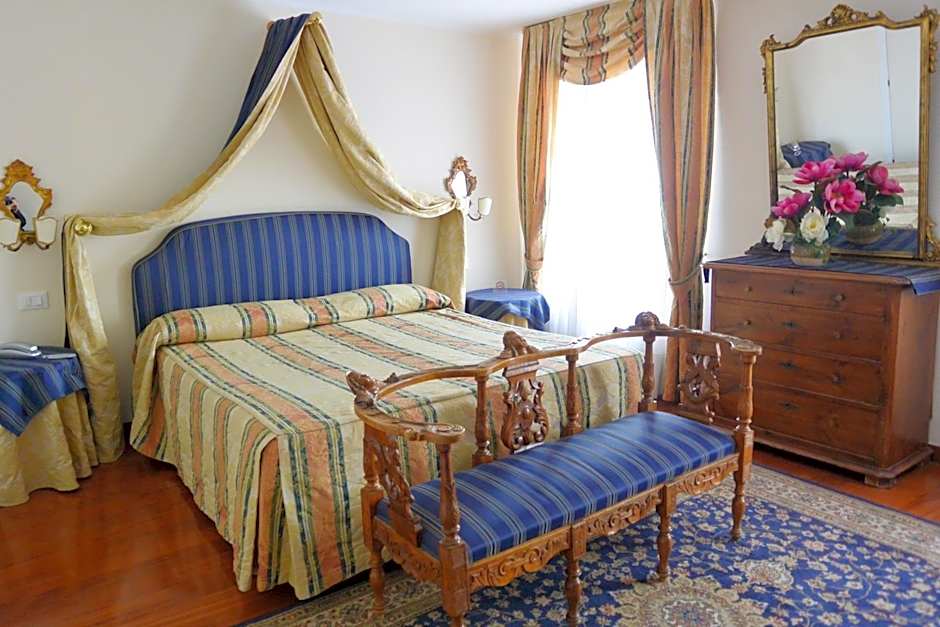 Hotel San Zulian
