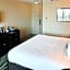 Fort Pontchartrain Detroit, a Wyndham Hotel