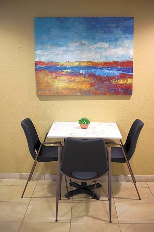 Microtel Inn & Suites By Wyndham Waynesburg