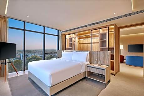 King Presidential Suite With Lounge