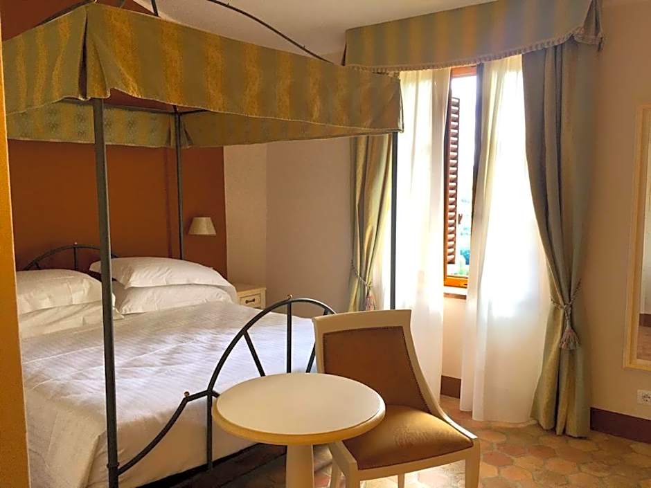 Hotel Villa San Lucchese