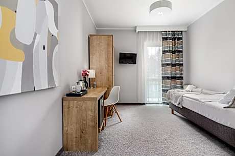 Classic Single Room
