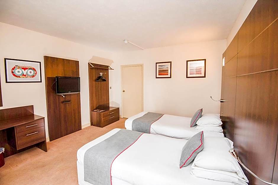 The Bridge House Hotel