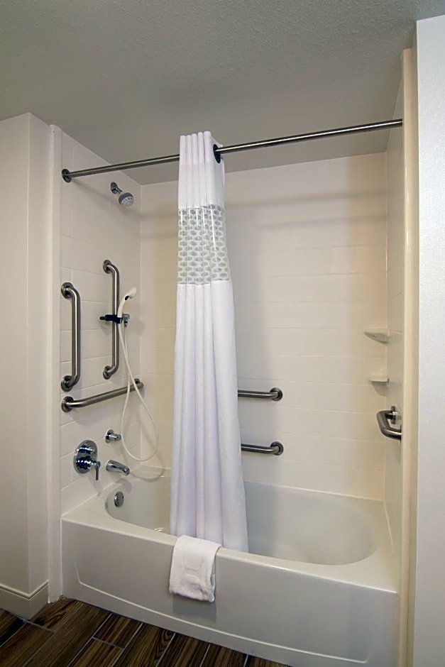 Hampton Inn & Suites Tulsa Downtown, Ok
