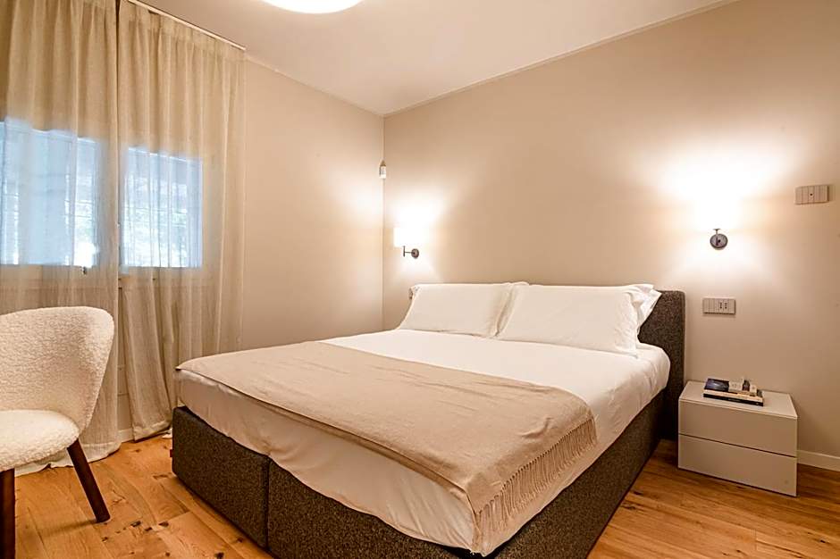 Lago Dorato Luxury Apartments - Lake Como View