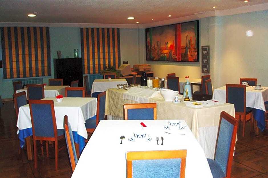 Hotel City Express Covadonga 