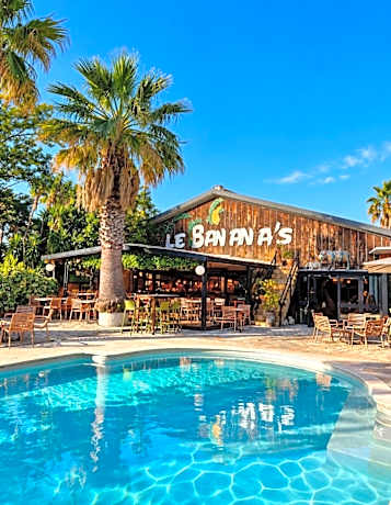 Le Banana's Hotel