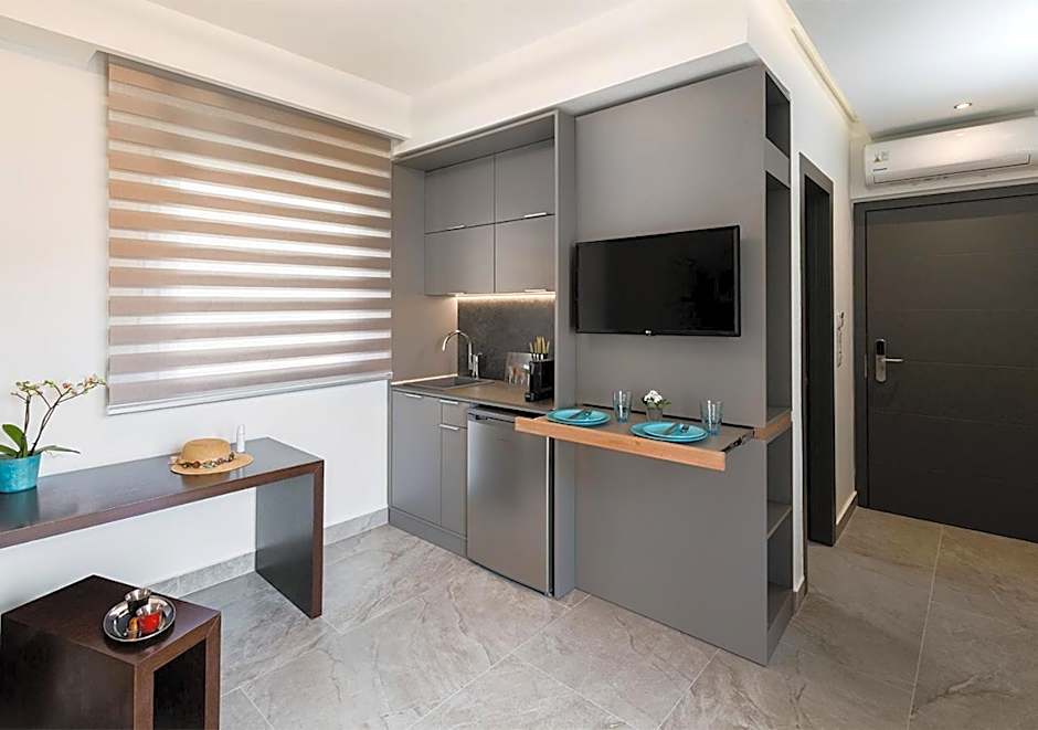 SUN RESIDENCE Exclusive Seaside Suites