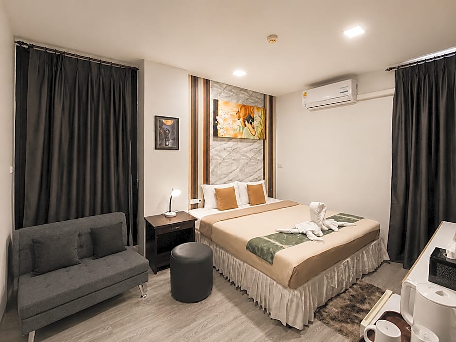 The Nice Patong Hotel