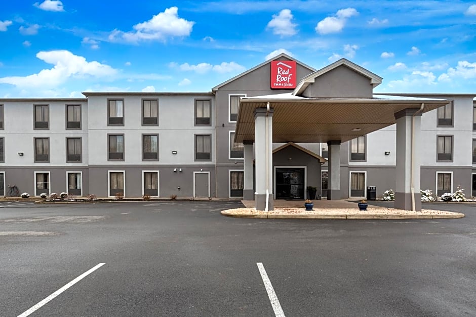 Red Roof Inn & Suites Bloomsburg- MIfflinville