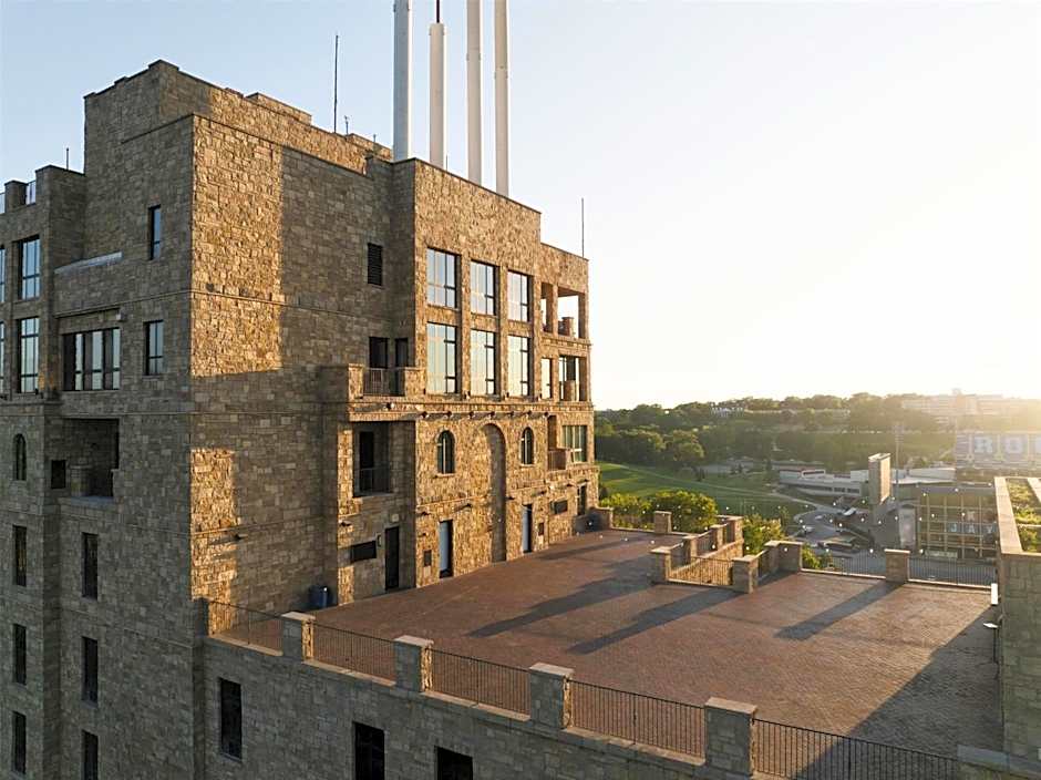 The Oread Lawrence, Tapestry Collection by Hilton