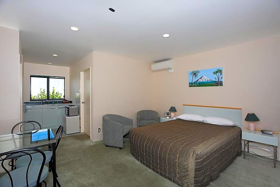 Pavilion Motel & Conference Centre