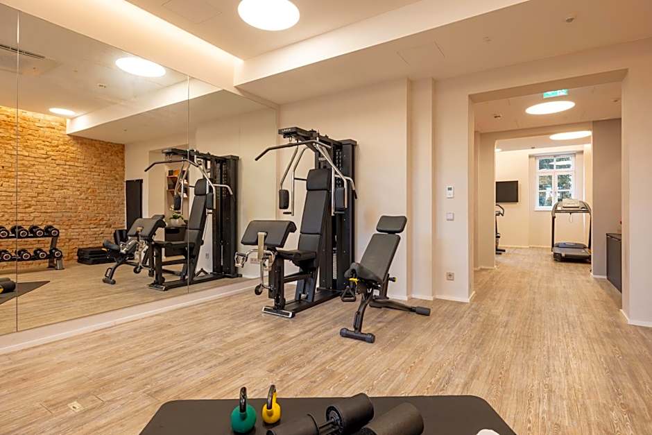 MAXIMILIAN MUNICH Apartments & Hotel