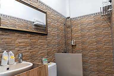 Lumbung Jaya Guest House by Uniquecations