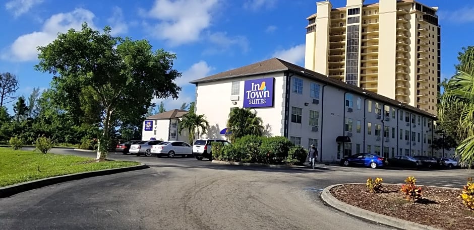 InTown Suites Fort Myers