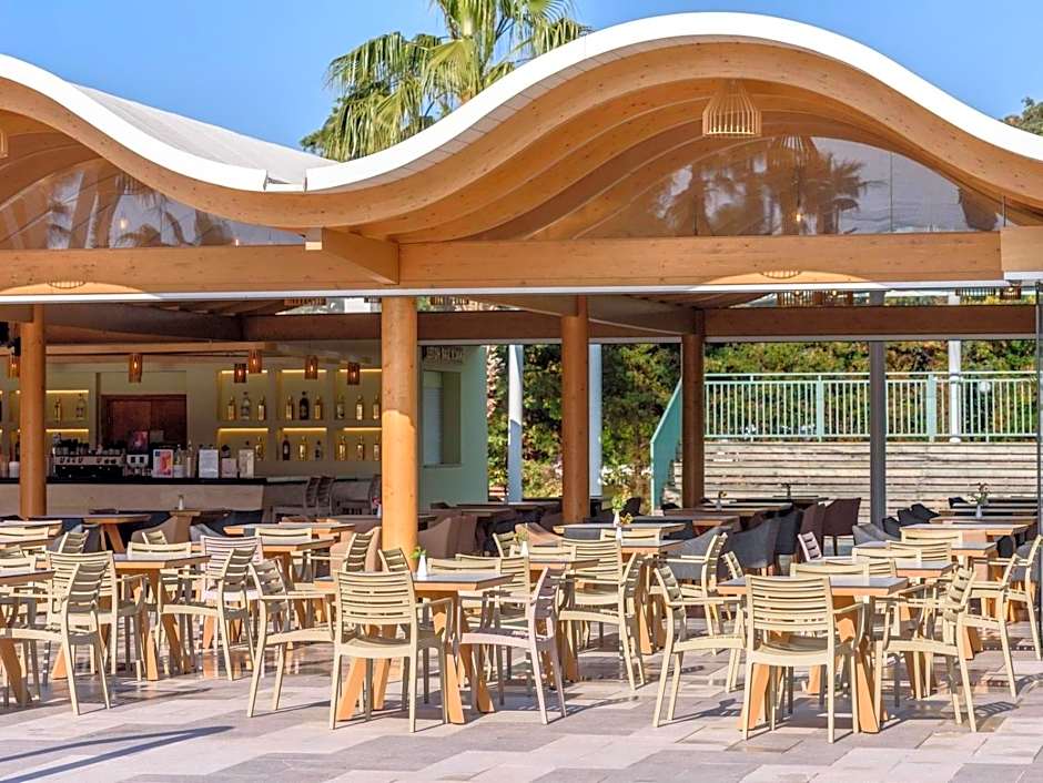 Star Beach Village & Water Park