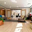 Gateway Hotel & Suites, an Ascend Hotel Collection Member