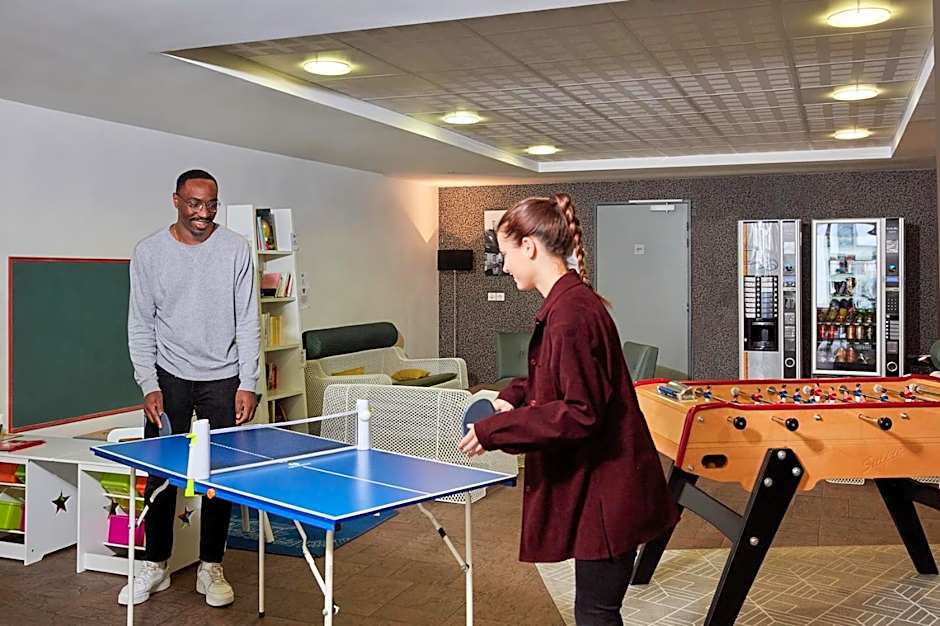 Adagio Access Poitiers Aparthotel