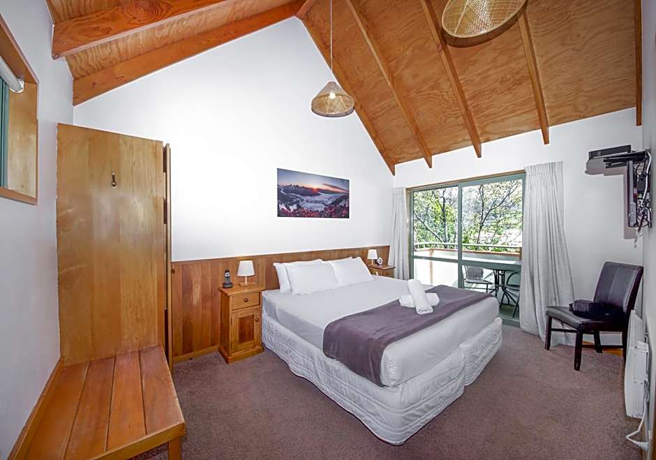 Te Wanaka Lodge