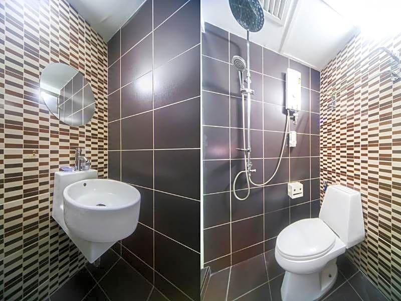 OYO 777 Epal Hotel