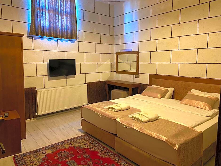 Mesken Cave Suites
