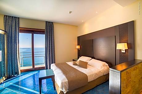 Superior Double Room with Sea View