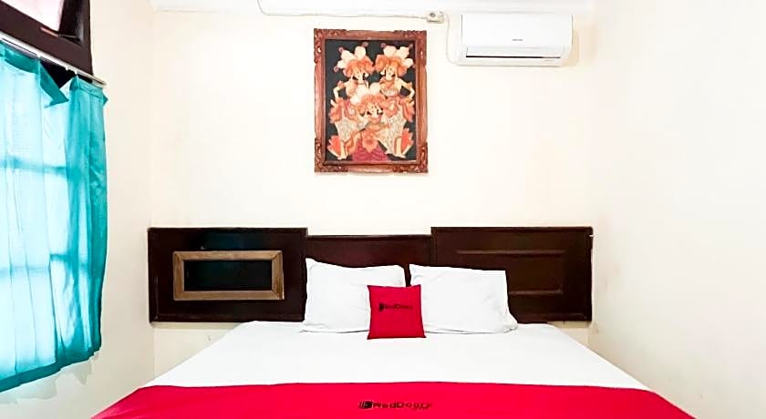Mahendra Beach Inn