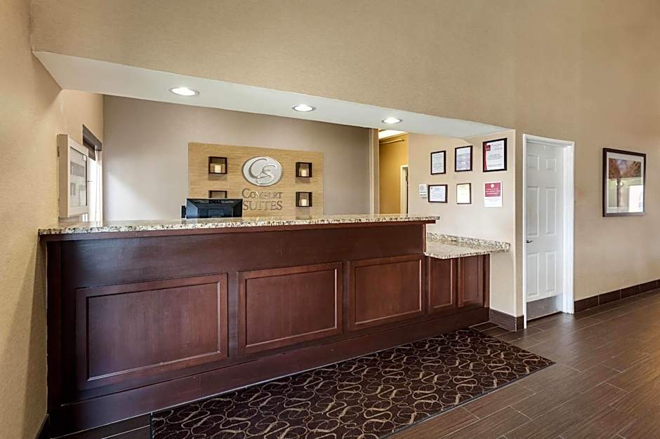 Comfort Suites Lincoln North
