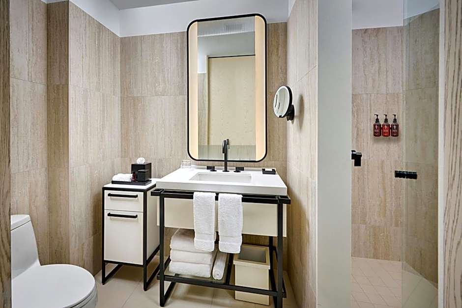 The Pearle Hotel & Spa, Autograph Collection