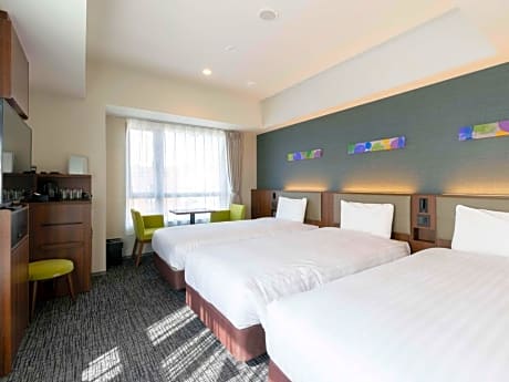 Triple Room - Non-Smoking