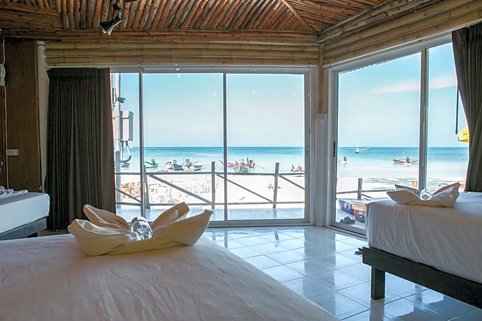 Photo 1 of 5 of Bungalow, Beachfront