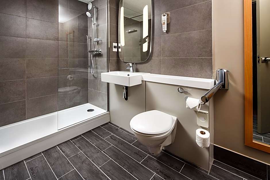 Ibis Coventry South Whitley Hotel