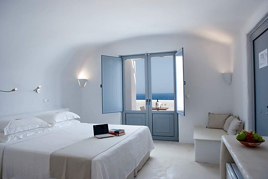 Photo 1 of 2 of Superior 1 Double Bed or 2 Beds, Sea View