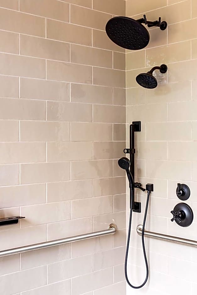 The Lodge at St Edward State Park