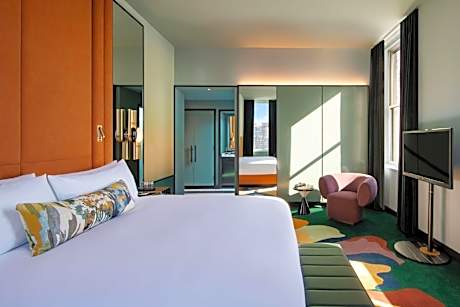 Fabulous Guest Room, 1 King, Park view