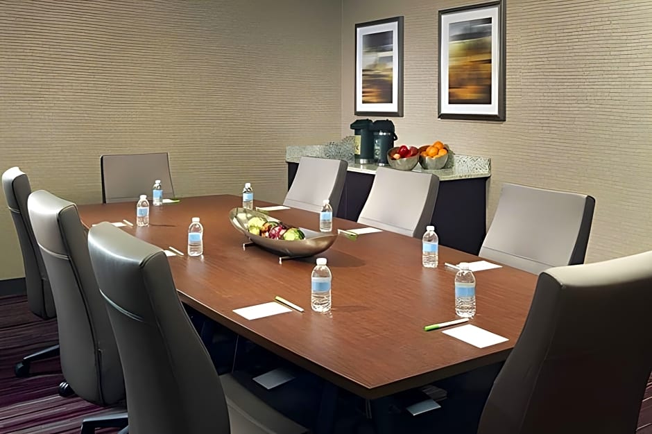 Holiday Inn Express Madison By IHG