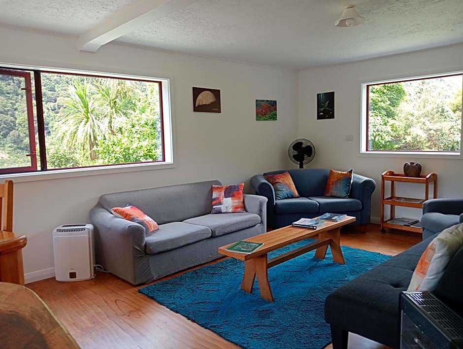 Rata Lodge Accommodation