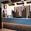 Hotel Avon International