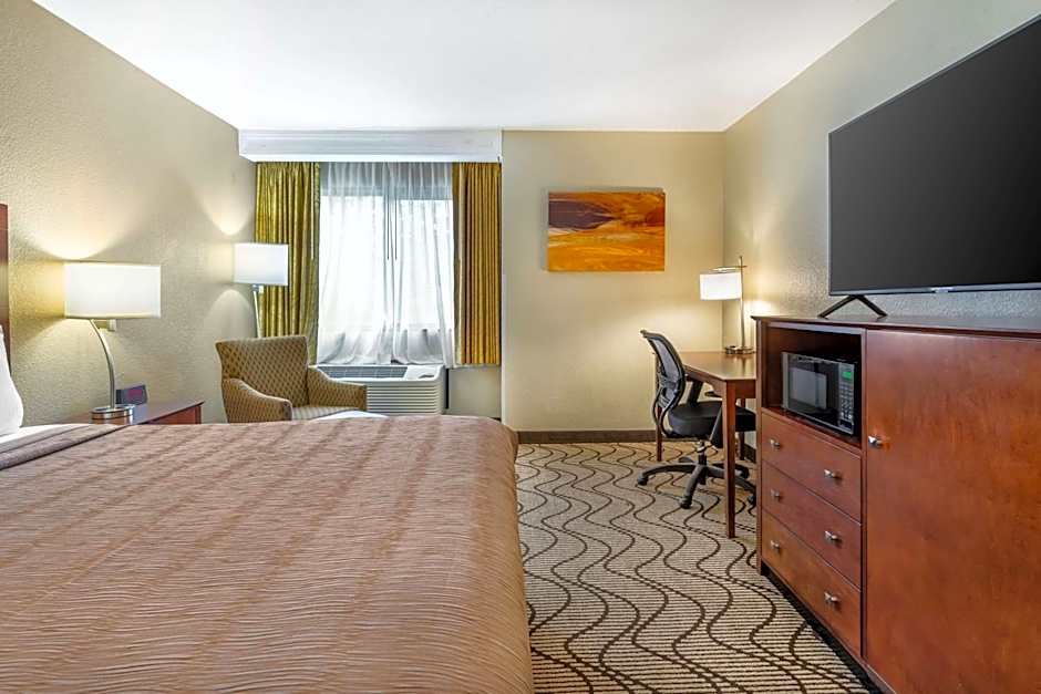 Best Western John Muir Inn