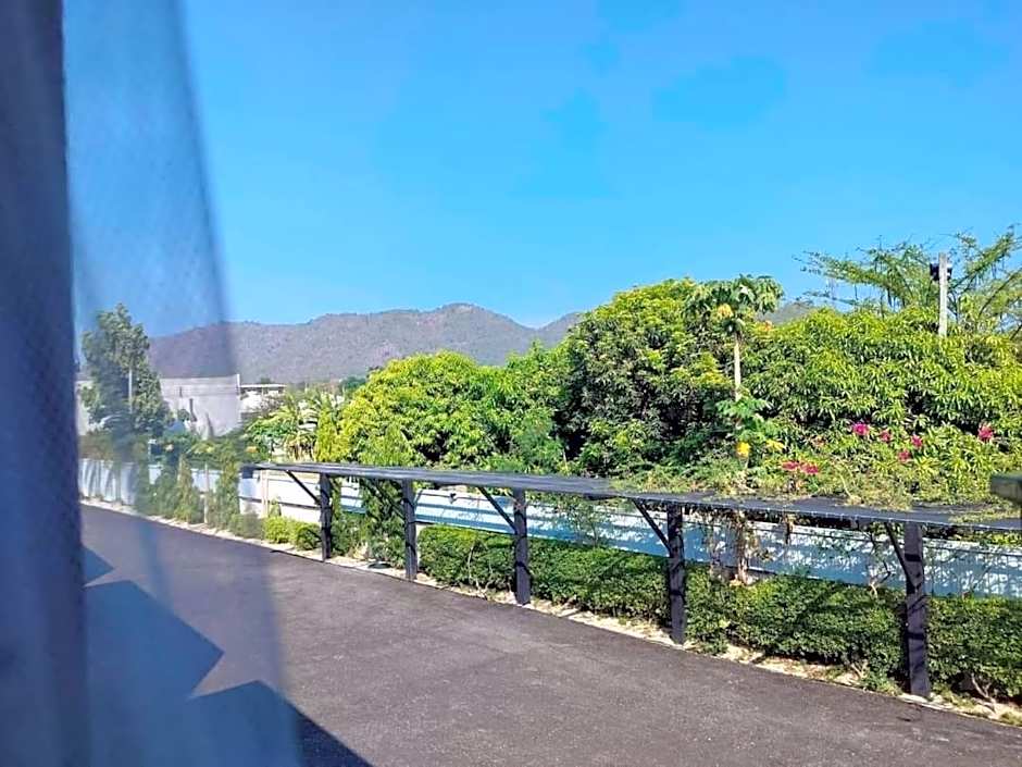 Cicada Hotel Kanchanaburi